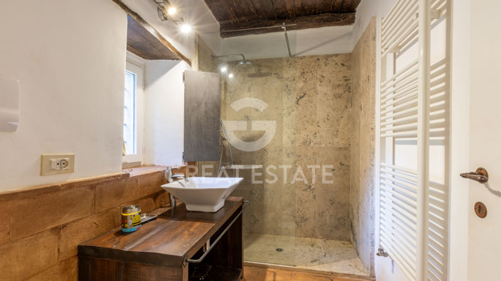 Image No.58-8 Bed Country House for sale