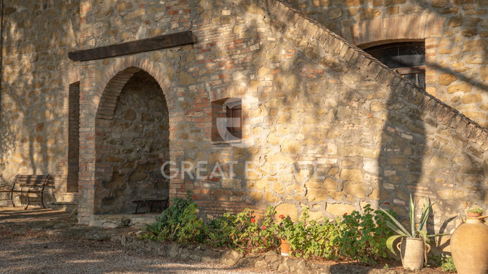 Image No.14-4 Bed Country House for sale