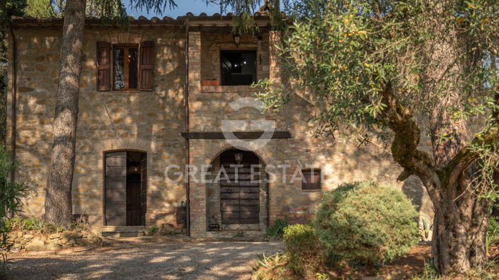 Image No.18-4 Bed Country House for sale