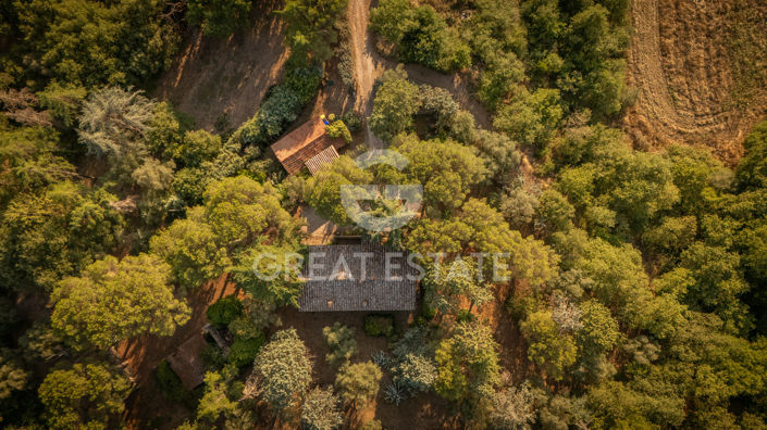 Image No.27-4 Bed Country House for sale