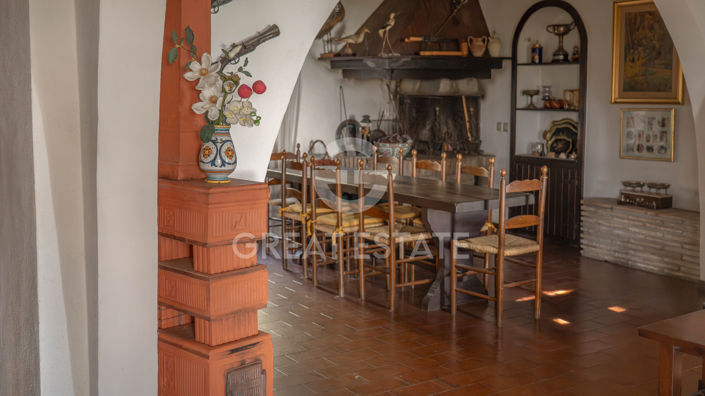 Image No.30-4 Bed Country House for sale