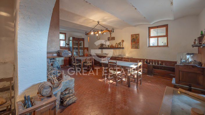 Image No.33-4 Bed Country House for sale