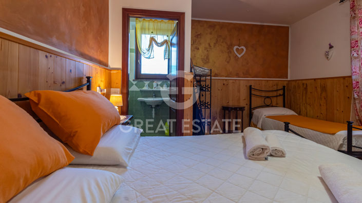 Image No.16-4 Bed Country House for sale