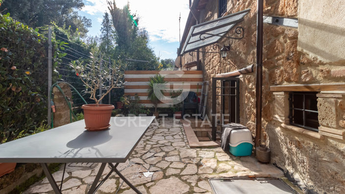 Image No.4-2 Bed Property for sale