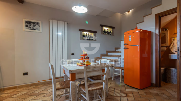 Image No.5-2 Bed Property for sale