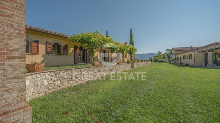 Image No.13-6 Bed Country House for sale