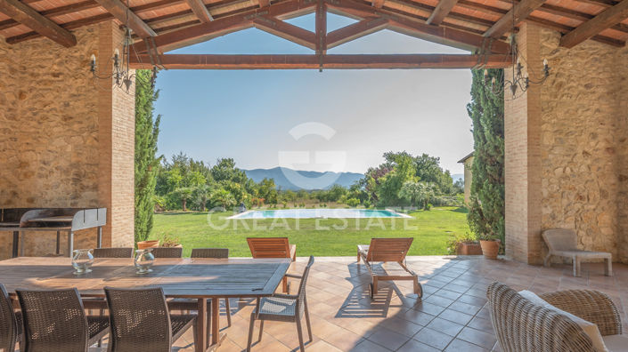 Image No.20-6 Bed Country House for sale