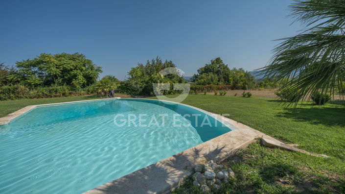 Image No.22-6 Bed Country House for sale