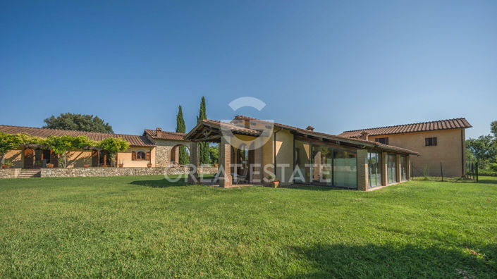 Image No.23-6 Bed Country House for sale