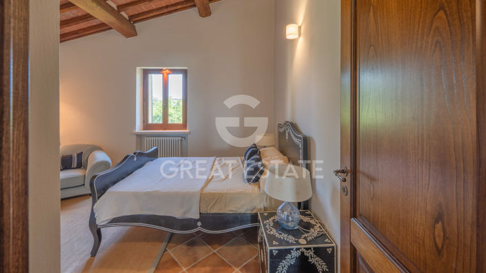 Image No.42-6 Bed Country House for sale