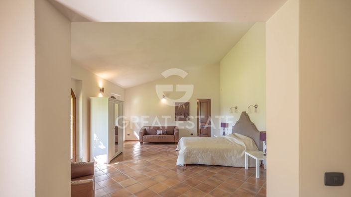 Image No.49-6 Bed Country House for sale