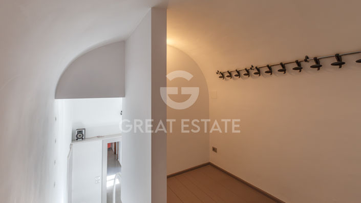 Image No.27-2 Bed Apartment for sale