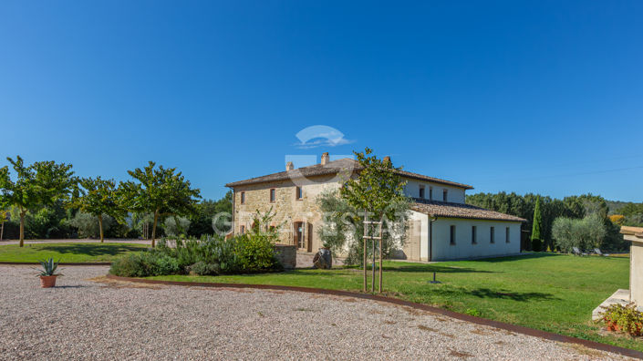 Image No.14-5 Bed Country House for sale