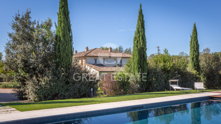 Image No.24-5 Bed Country House for sale