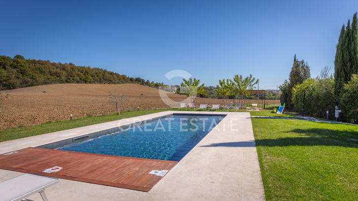 Image No.26-5 Bed Country House for sale