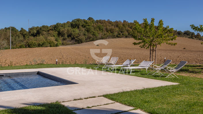 Image No.30-5 Bed Country House for sale