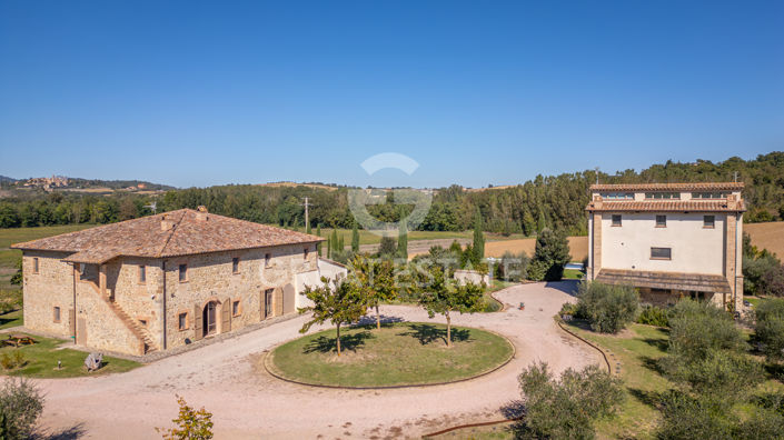 Image No.4-5 Bed Country House for sale