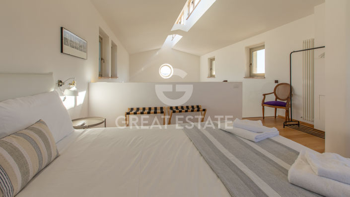 Image No.51-5 Bed Country House for sale