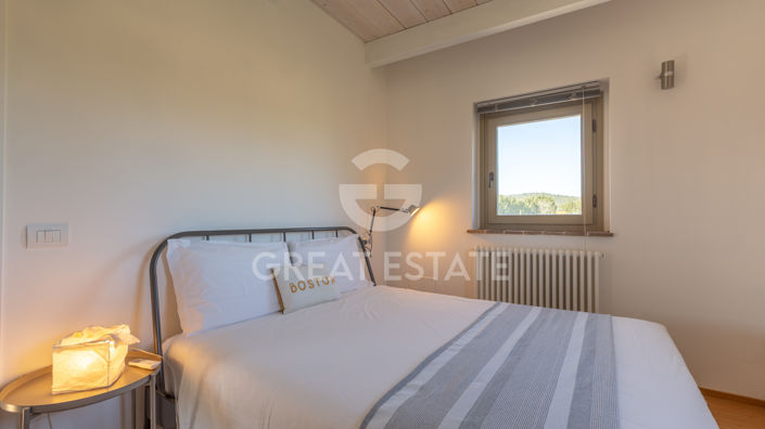 Image No.56-5 Bed Country House for sale