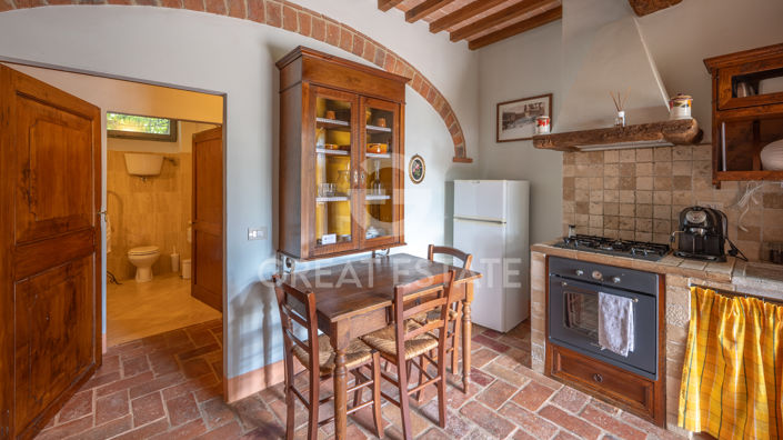 Image No.29-Maison de campagne de 13 chambres à vendre à Asciano