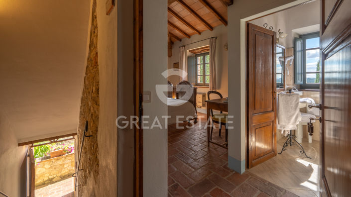 Image No.32-Maison de campagne de 13 chambres à vendre à Asciano