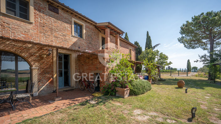 Image No.15-9 Bed Country House for sale