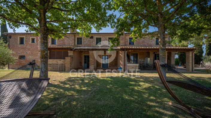 Image No.16-9 Bed Country House for sale