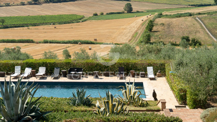 Image No.22-9 Bed Country House for sale