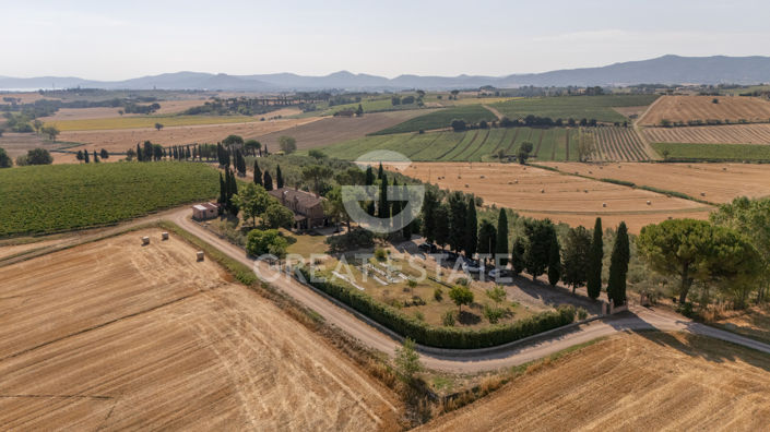 Image No.26-9 Bed Country House for sale