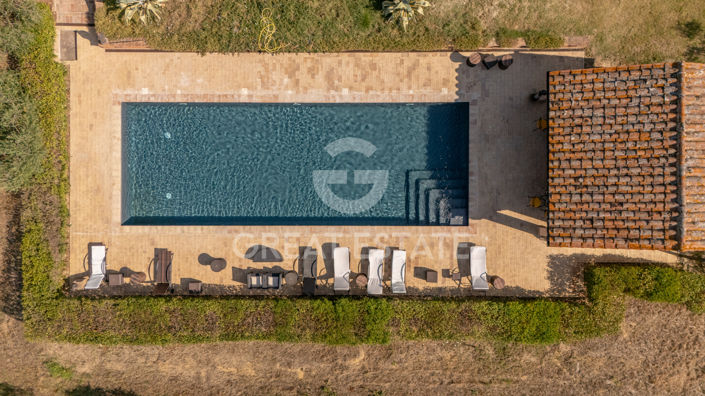 Image No.5-9 Bed Country House for sale