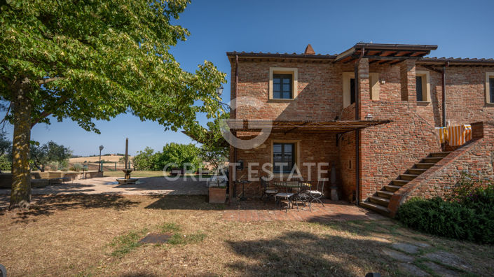 Image No.44-9 Bed Country House for sale