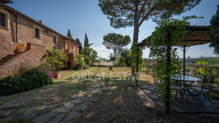 Image No.46-9 Bed Country House for sale