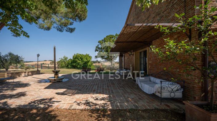 Image No.47-9 Bed Country House for sale