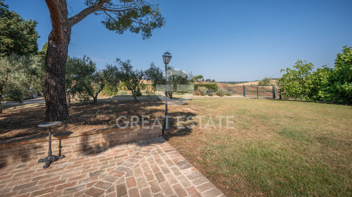 Image No.51-9 Bed Country House for sale