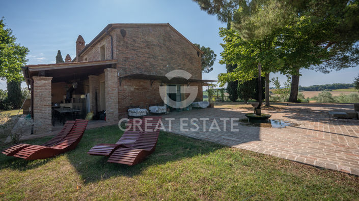 Image No.52-9 Bed Country House for sale