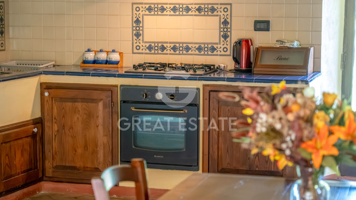 Image No.30-6 Bed Country House for sale