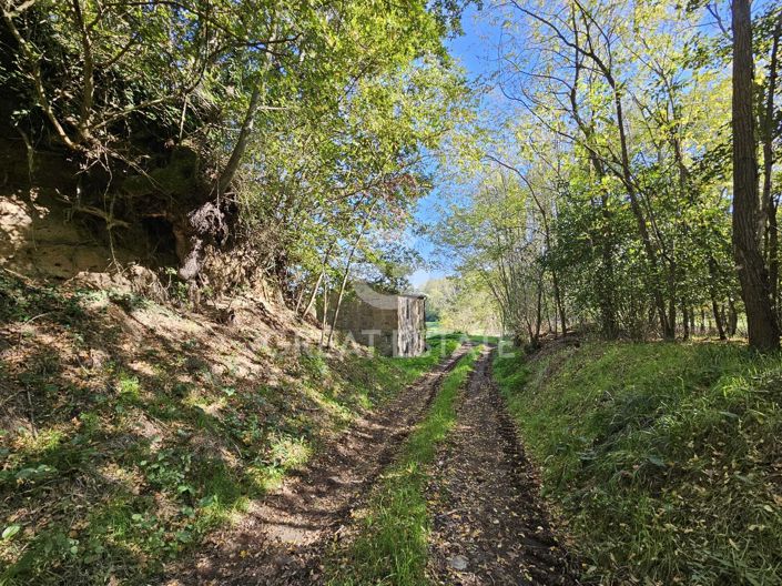 Image No.11-2 Bed Country House for sale