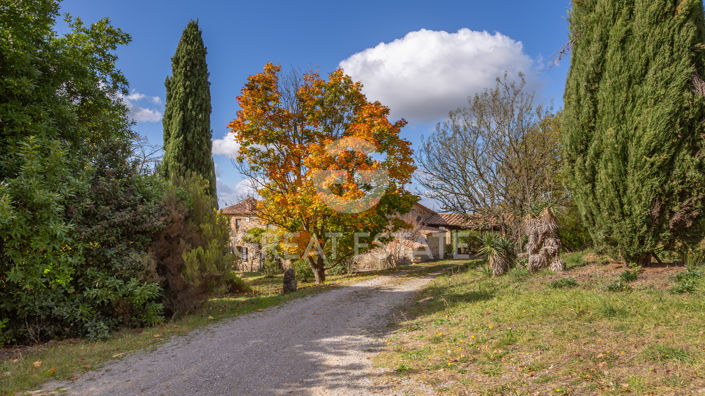 Image No.14-3 Bed Country House for sale