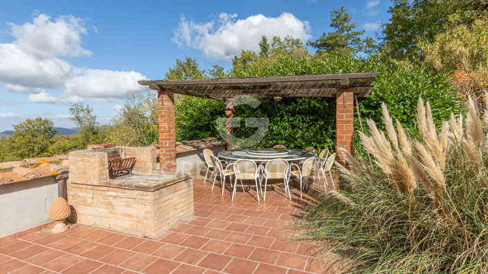 Image No.24-3 Bed Country House for sale