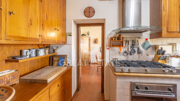 Image No.39-3 Bed Country House for sale