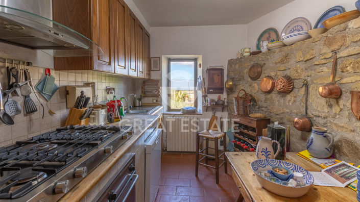 Image No.40-3 Bed Country House for sale