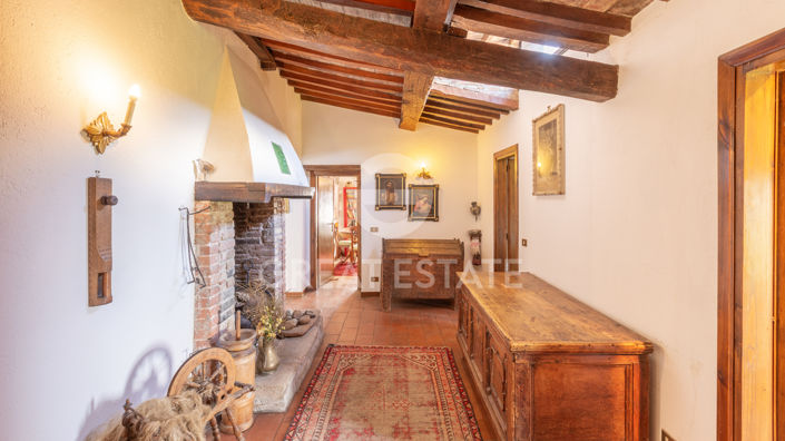 Image No.42-3 Bed Country House for sale