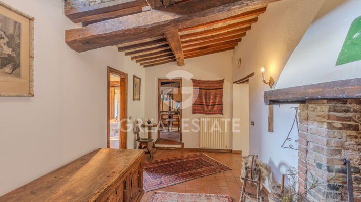 Image No.43-3 Bed Country House for sale