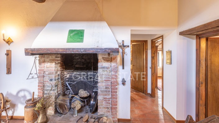 Image No.44-3 Bed Country House for sale