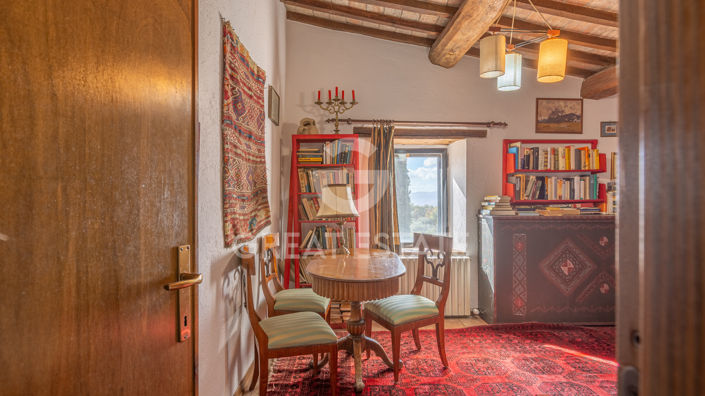 Image No.45-3 Bed Country House for sale