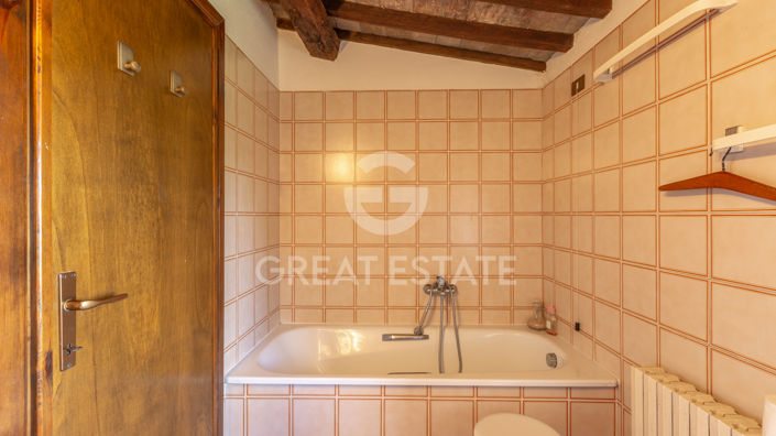 Image No.53-3 Bed Country House for sale