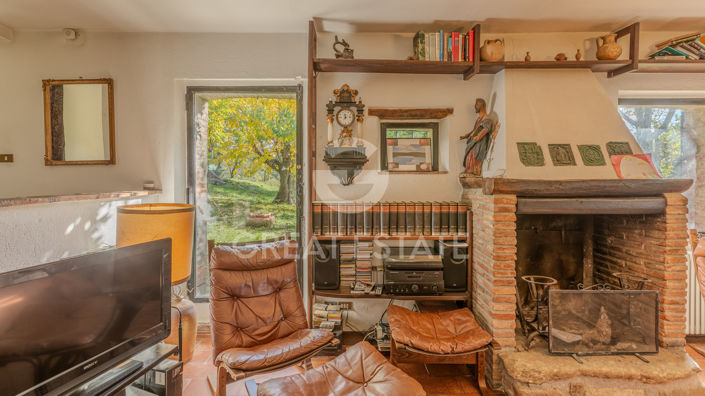 Image No.7-3 Bed Country House for sale