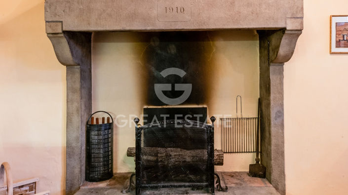 Image No.37-12 Bed Country House for sale