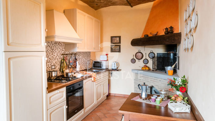 Image No.44-12 Bed Country House for sale