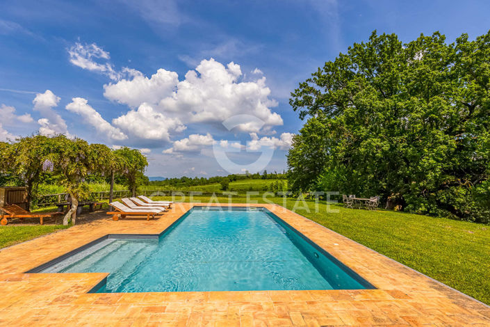 Image No.9-5 Bed Country House for sale